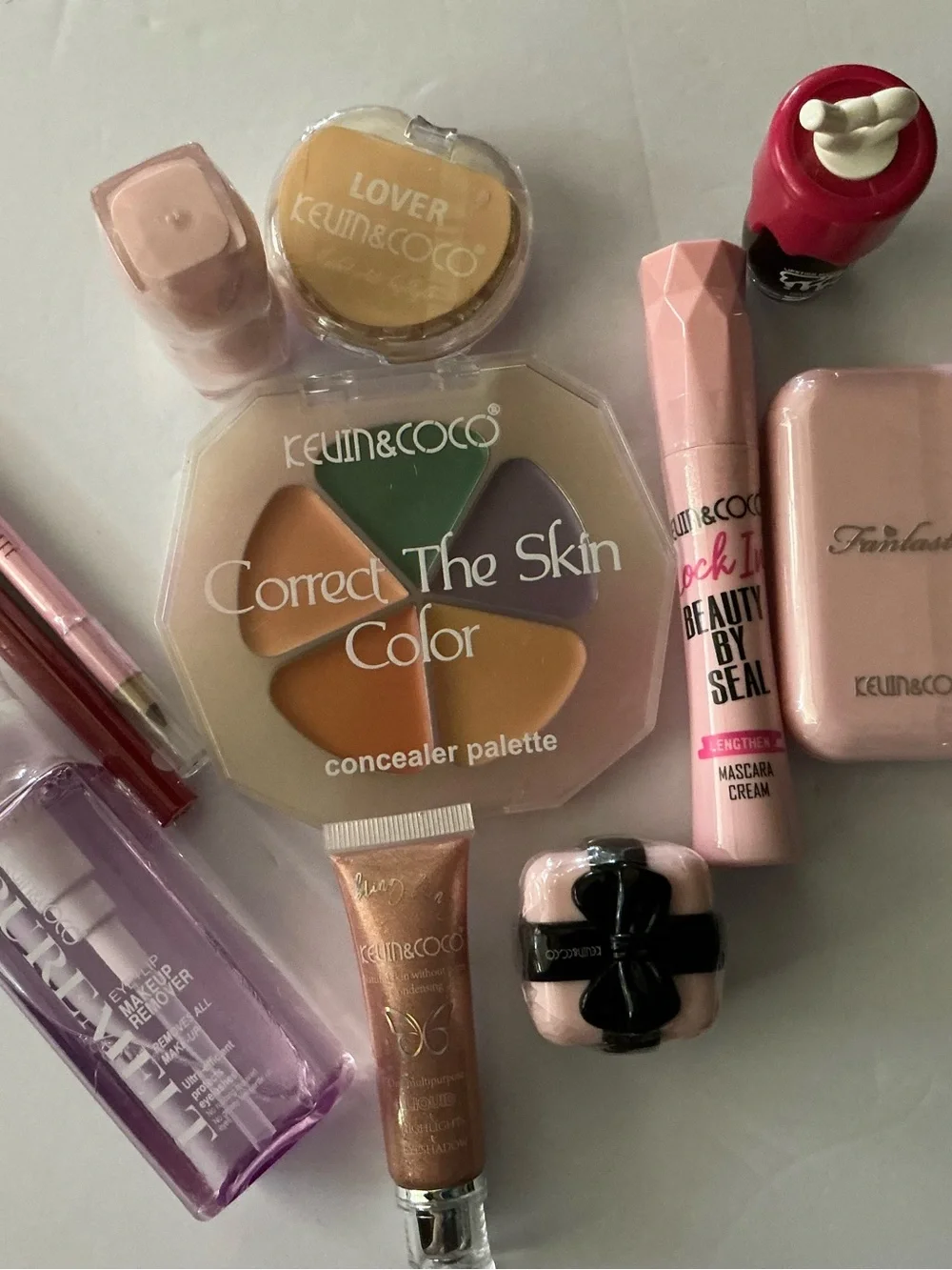 Kevin & Coco complete cosmetics